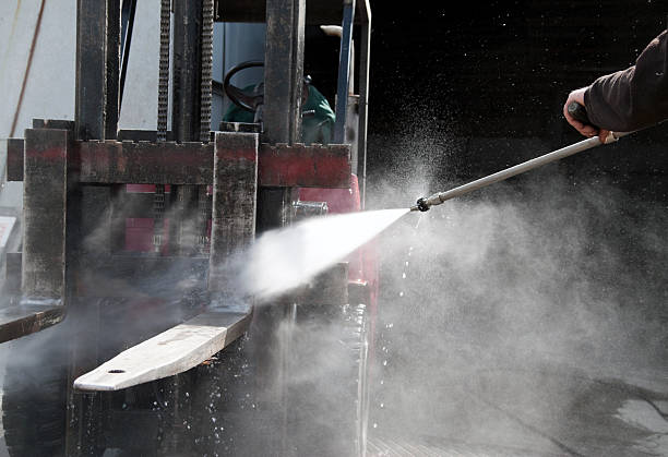 Best Sidewalk and Walkway Cleaning  in Auberry, CA